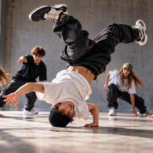 Podzimní tanenčí workshop 13:00 - 14:30 základy Brak Dance